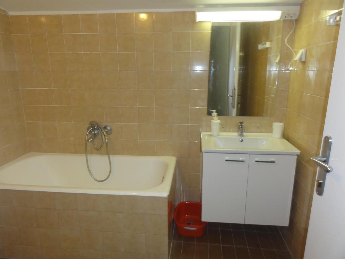 Apartmani Lara Gradac  Eksteriør billede
