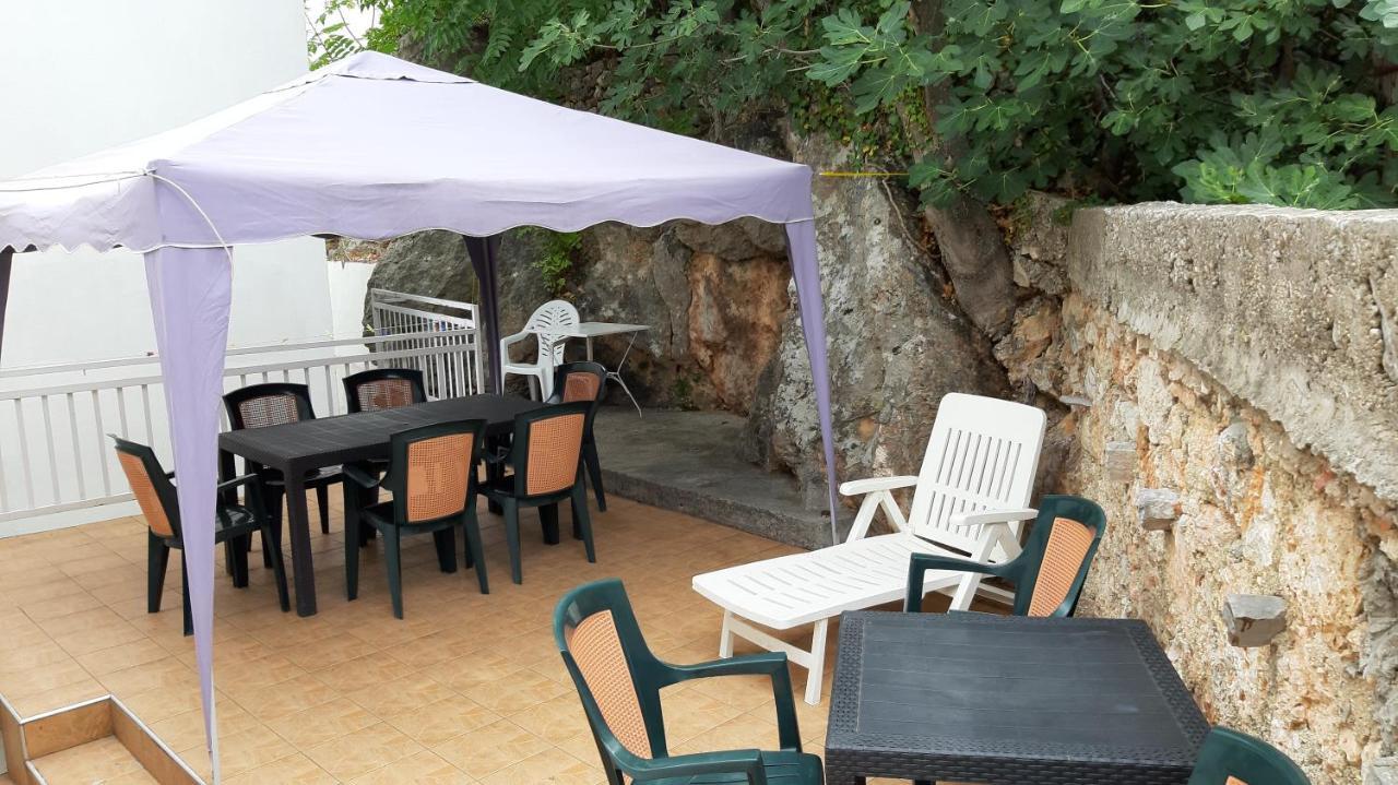 Apartmani Lara Gradac  Eksteriør billede