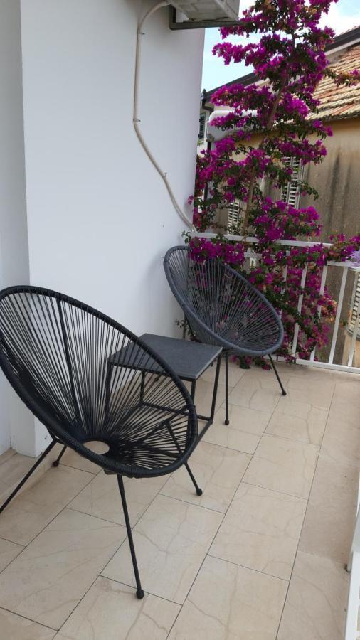 Apartmani Lara Gradac  Eksteriør billede
